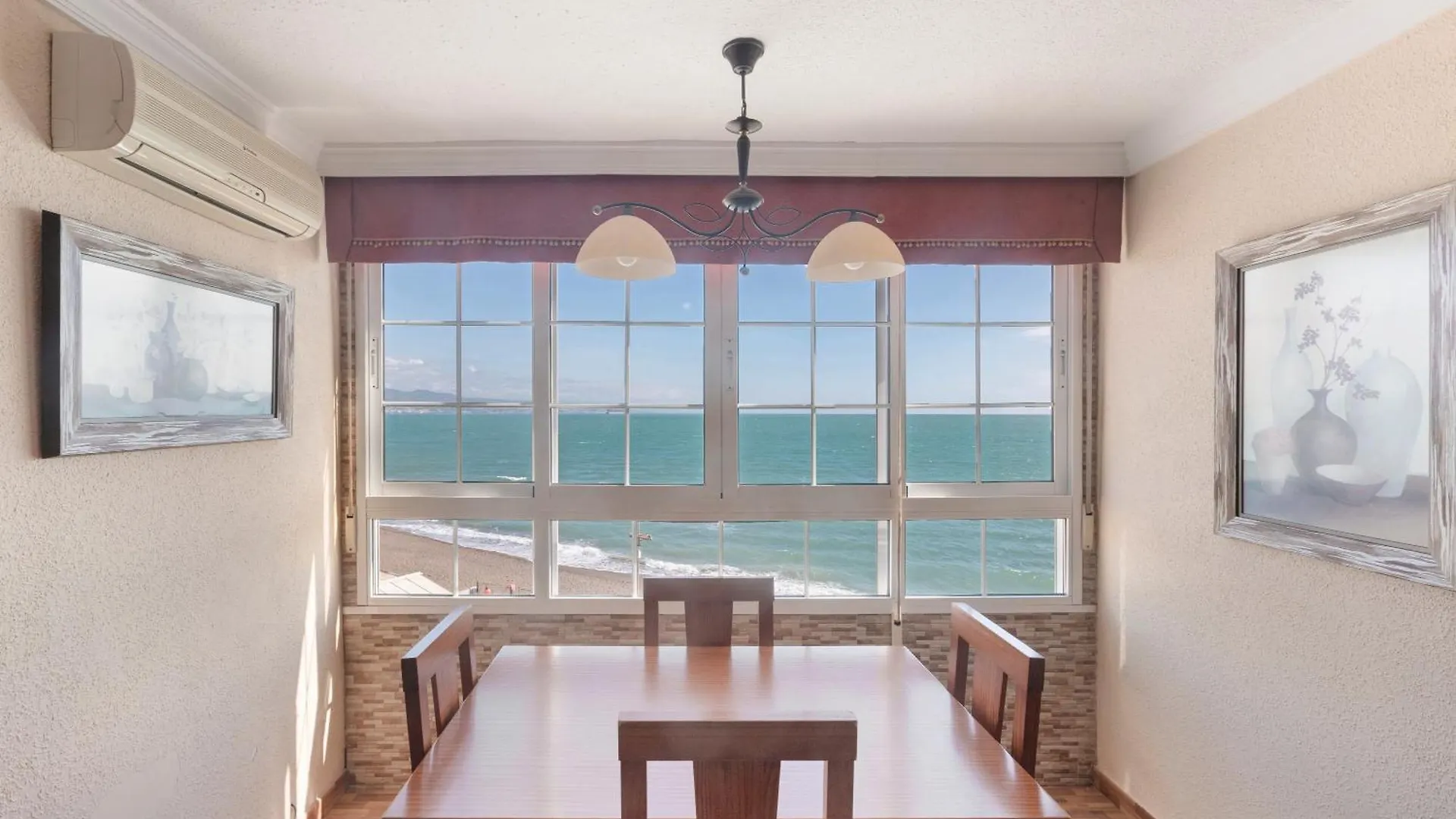 Apartamento Primerisima Linea Playa Malaga 0*,  Spain