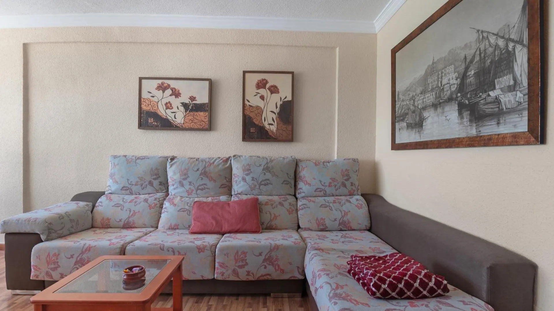 Apartamento Primerisima Linea Playa Malaga Apartment